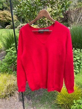 Cashmere Ralph Lauren soft Red V-Neck Men's Sweater